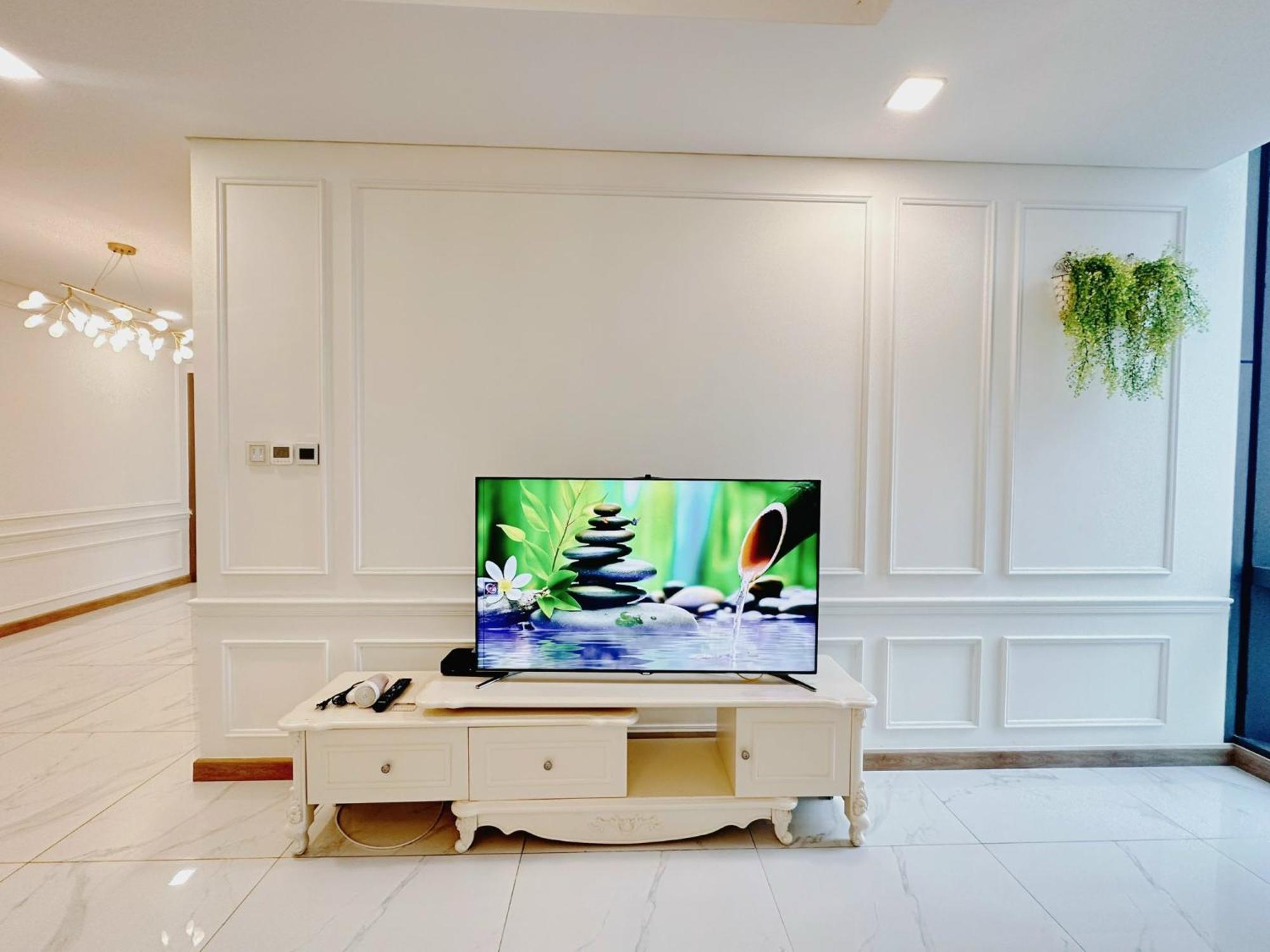 Luxury Vinhomes Central Park Хошимин Экстерьер фото